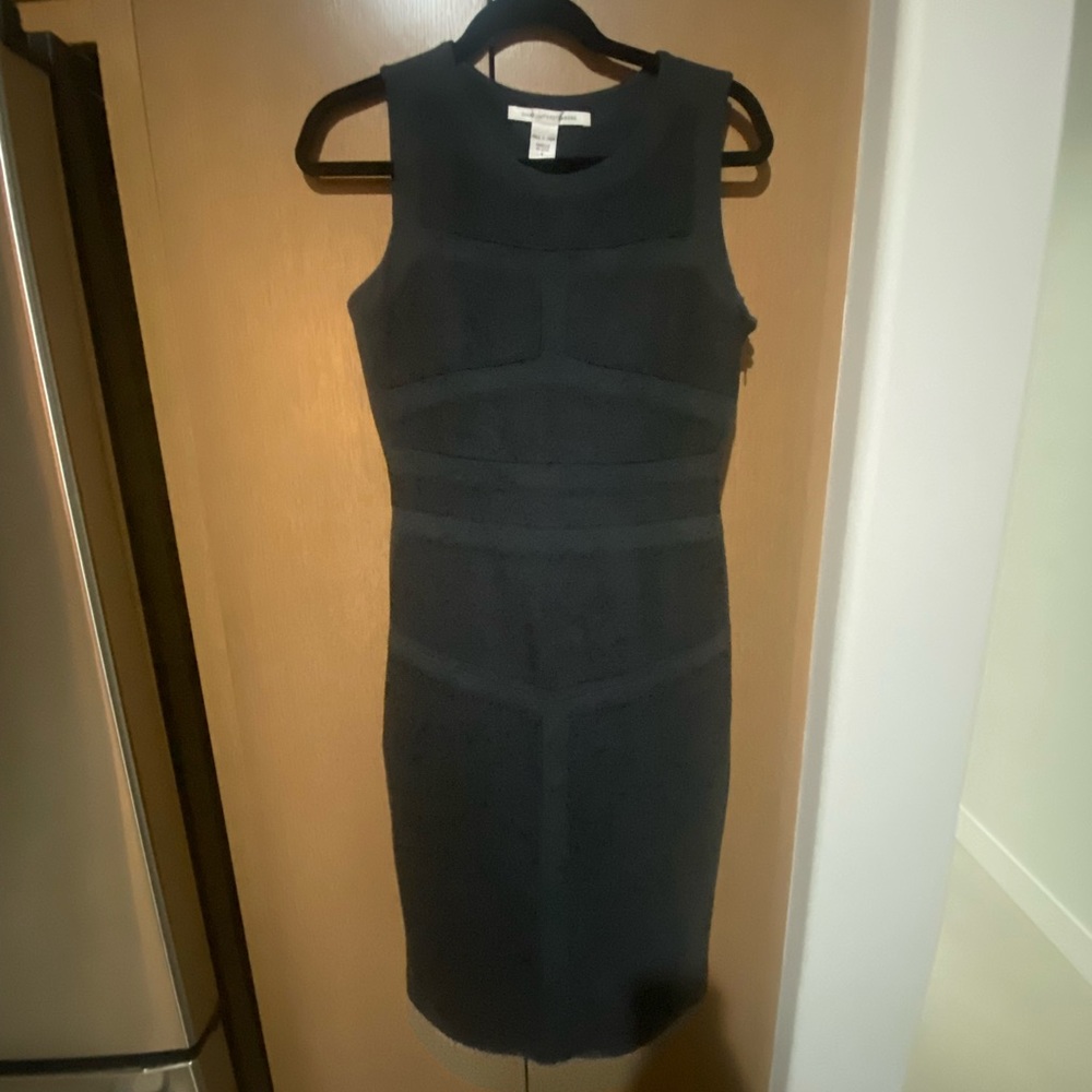 Diane von Furstenberg Dress - size 6